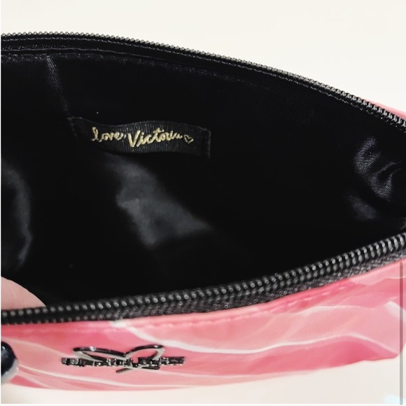 New Victoria's Secret Signature Stripes Beauty Bag Pink Travel Cosmetics Pouch - Picture 5 of 6